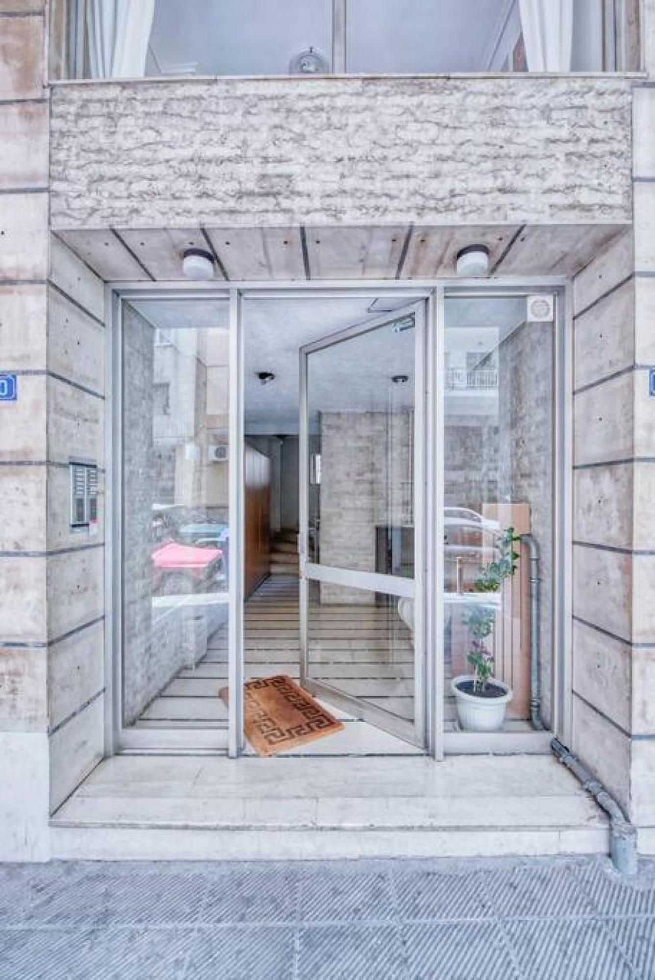 Muse A Dreamy And Fresh New Apartment 아테네 외부 사진